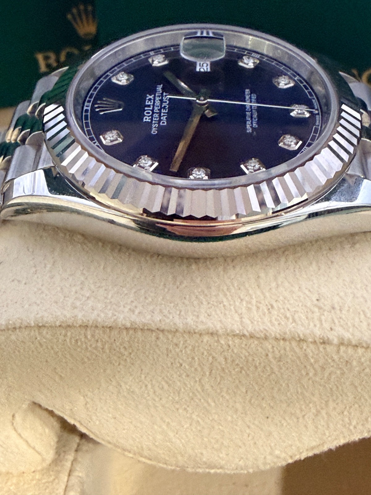 Rolex Datejust 126334 fluted jubilee diamond blue dial