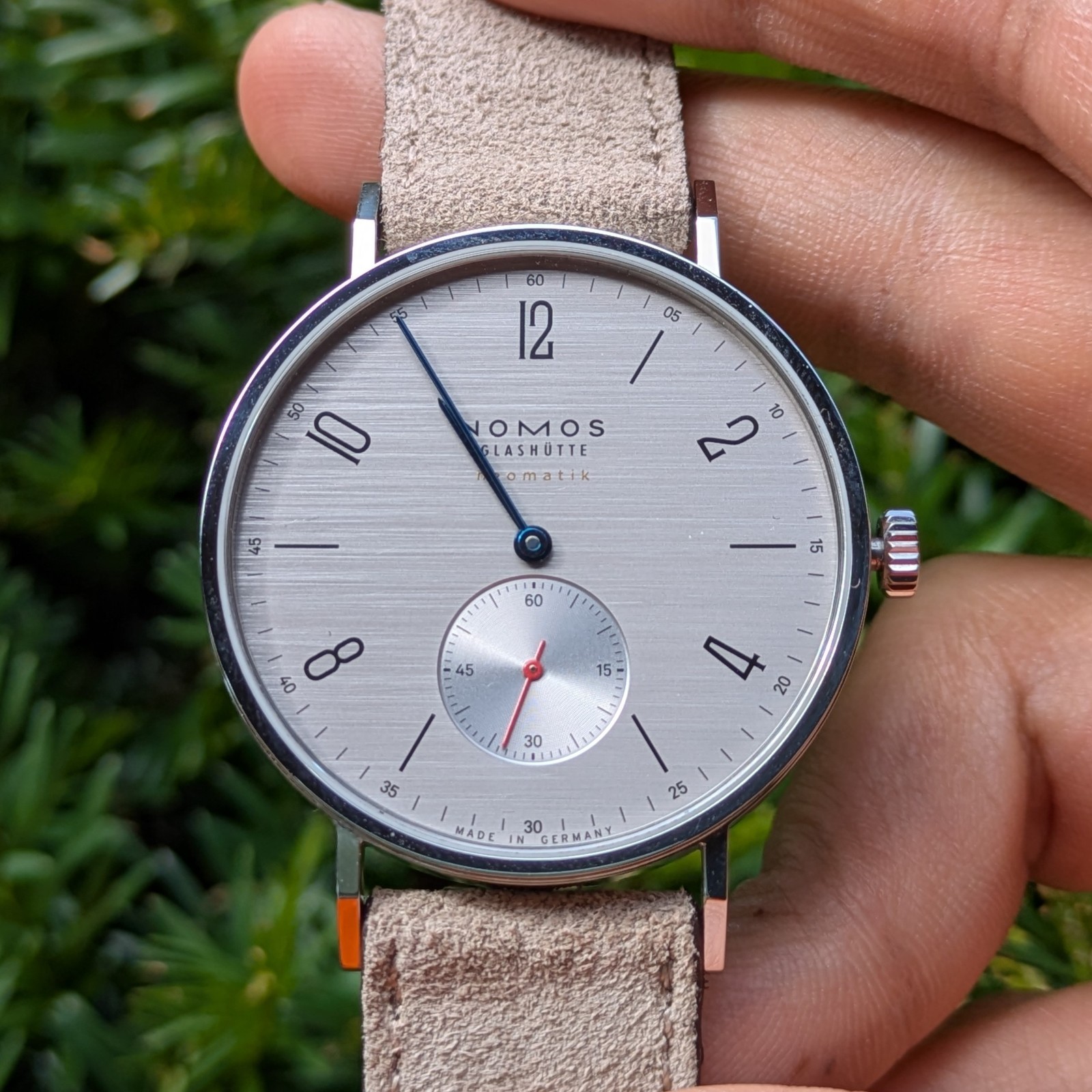 NOMOS Glashütte Tangente Neomatik 39 Silvercut Ref 141 | New | 2026 | Full Set