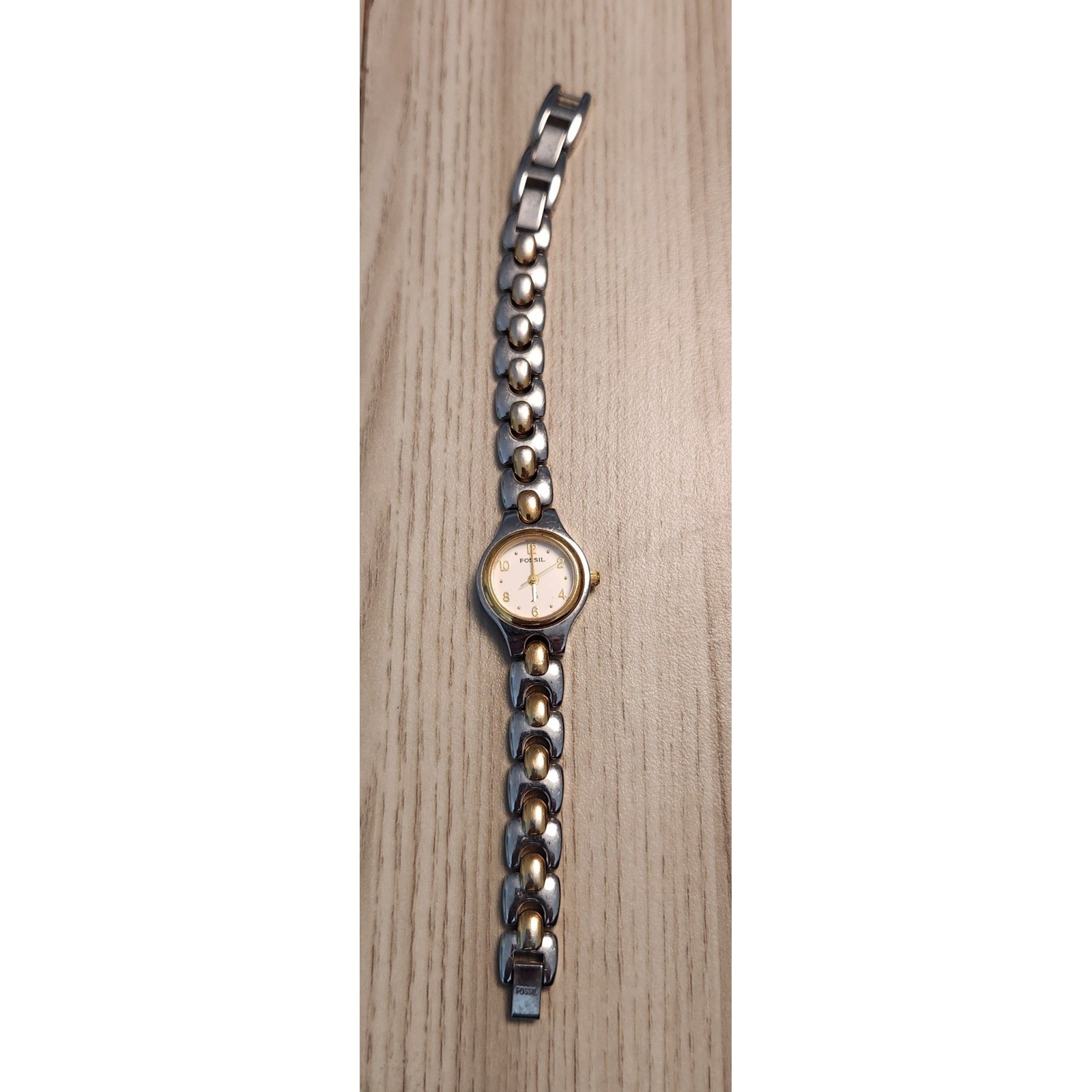 Fossil F2 ES-8826 Watch Womens Small Silver Gold Two Tone Good Analog Wristwatch