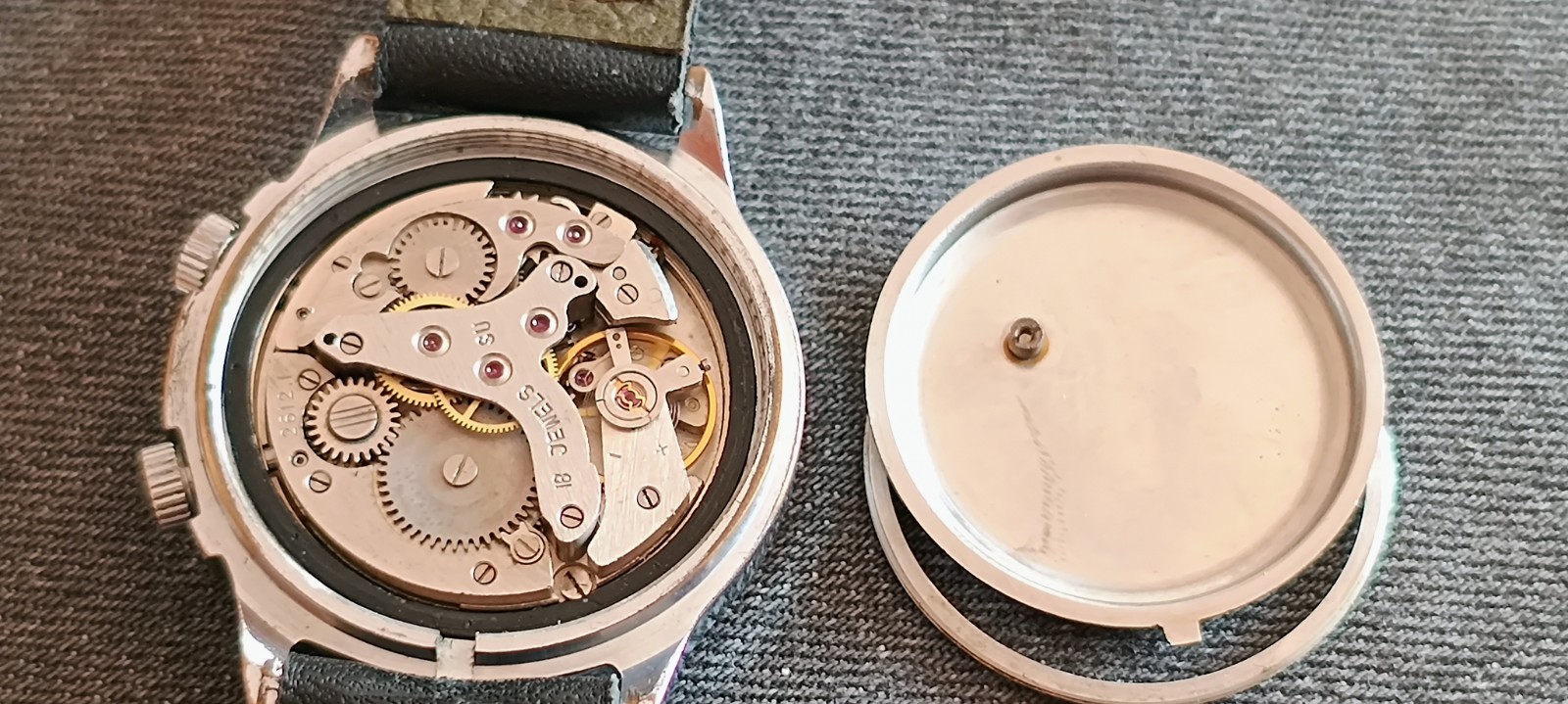 POLJOT Signal GOLD ALARM VIBRATES SIGNAL watch model from ussr