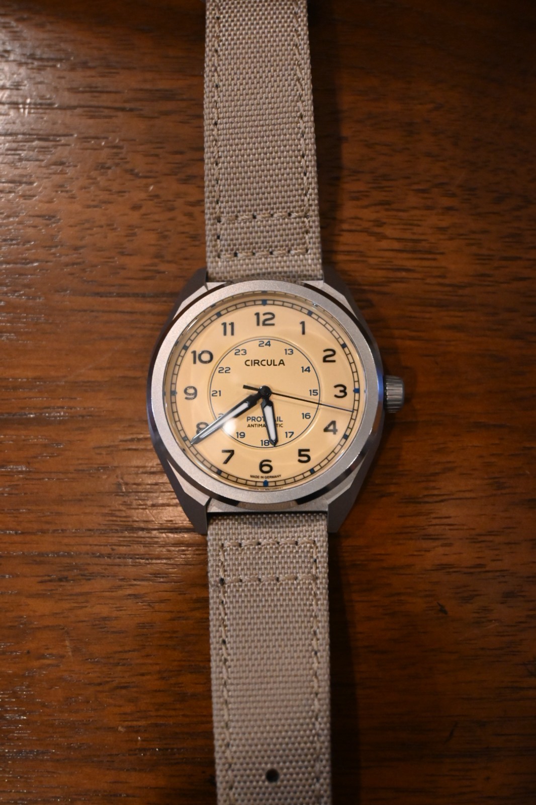 Circula Pro-Trail Sand, pre-owned with original box, papers, strap.