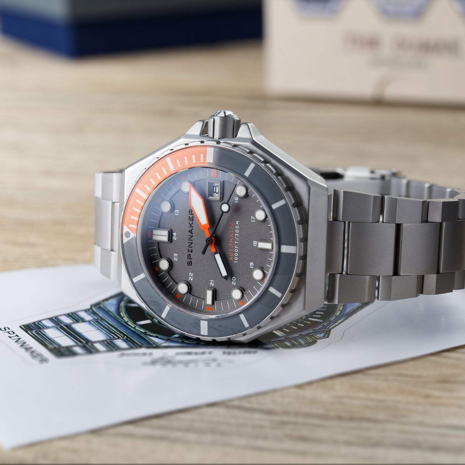 Spinnaker Dumas Gray Dial / Orange / Stainless Steel | Gray Dial 44mm Japanese A