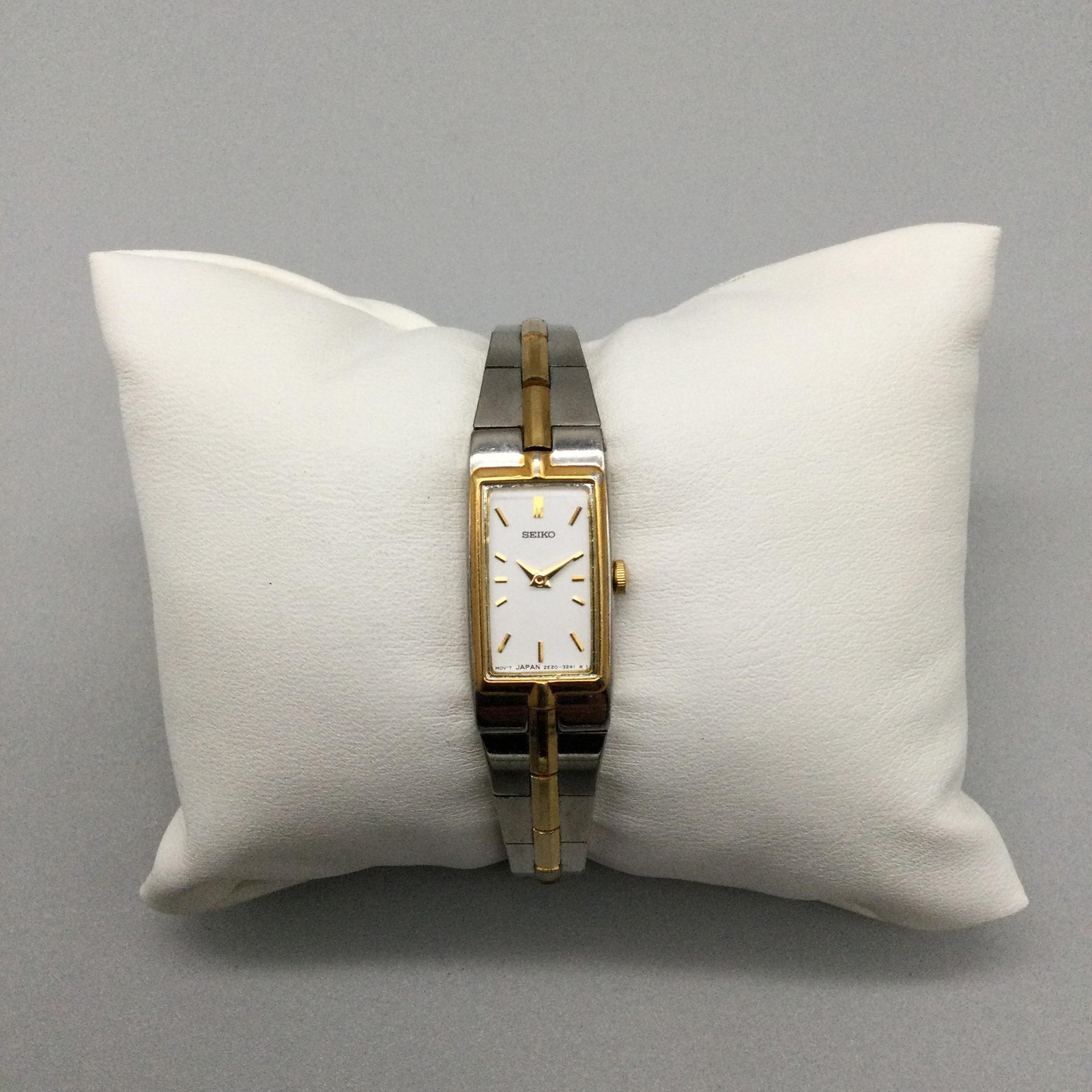 Seiko Womens Watch 13mm White Dial Two Tone Bracelet 2E20-7479 New Battery 5.5″