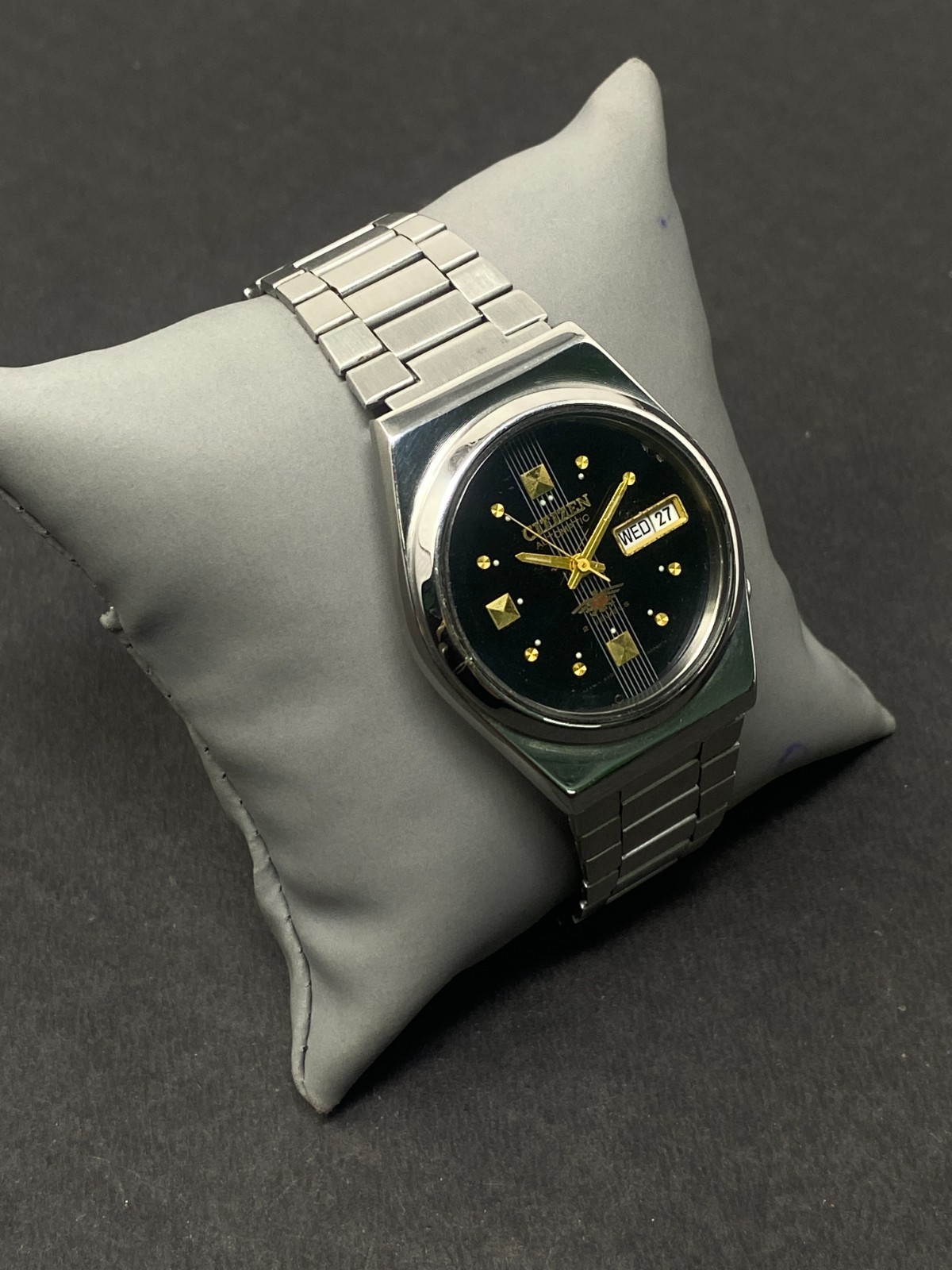 Vintage Citizen Automatic 8200A Japan Movement Day-Date Men’s Wrist Watch