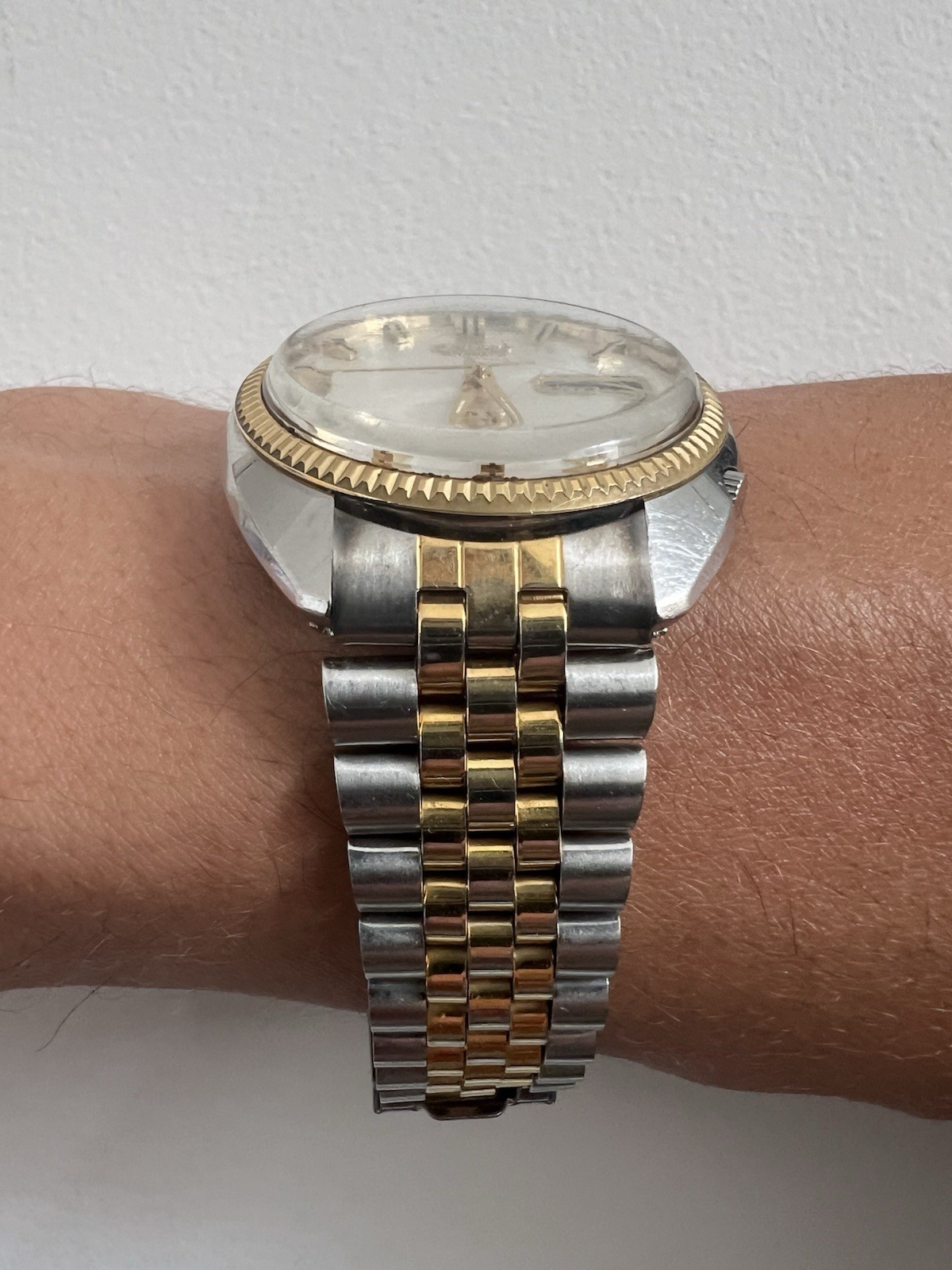 Vintage 1971 Seiko DX Automatic Day Date 6106-7047 Two Tone Jubilee Running