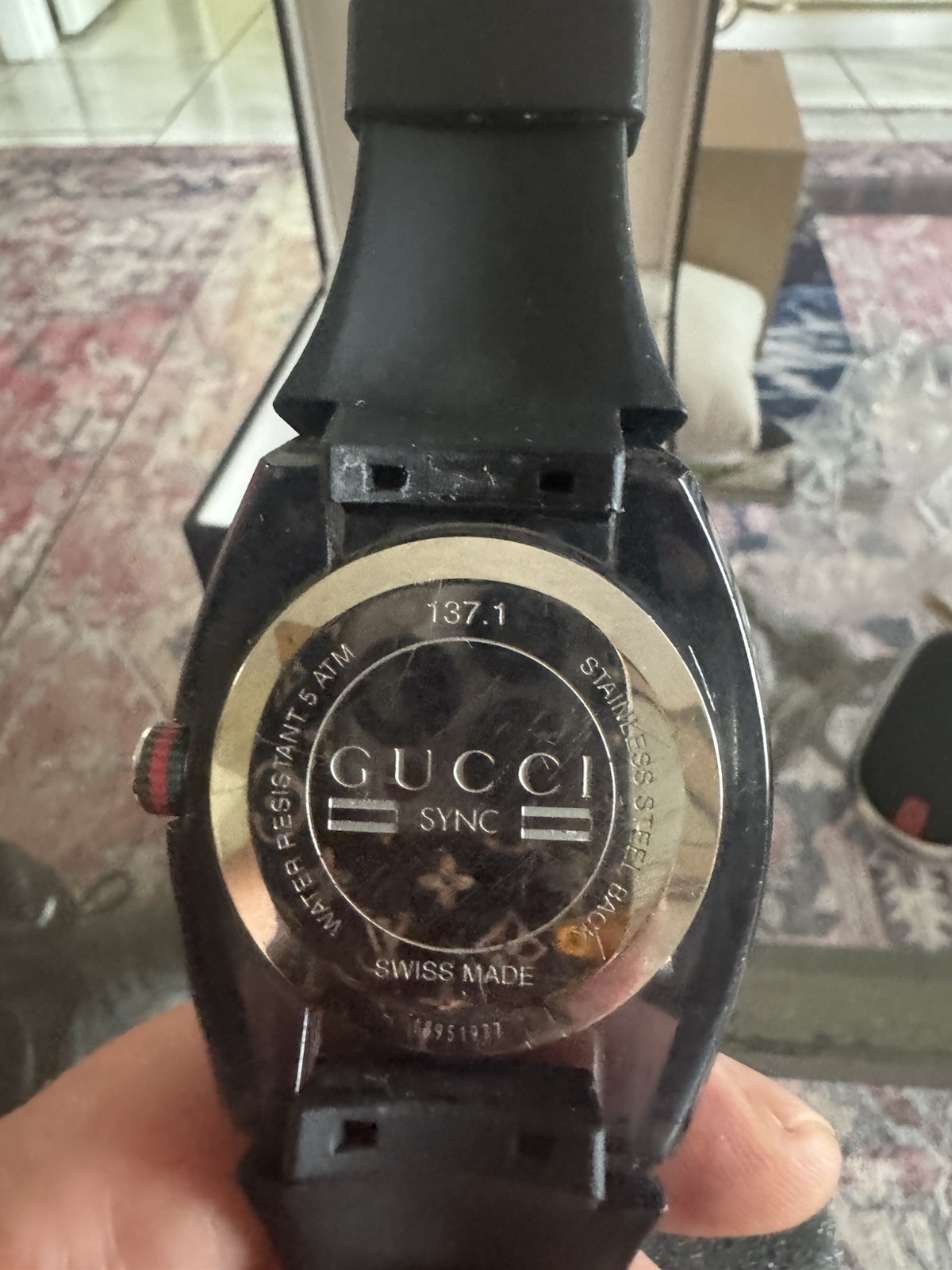 Unisex gently used Gucci Authentic syn XXL 137101 black Signature Rubber Strap