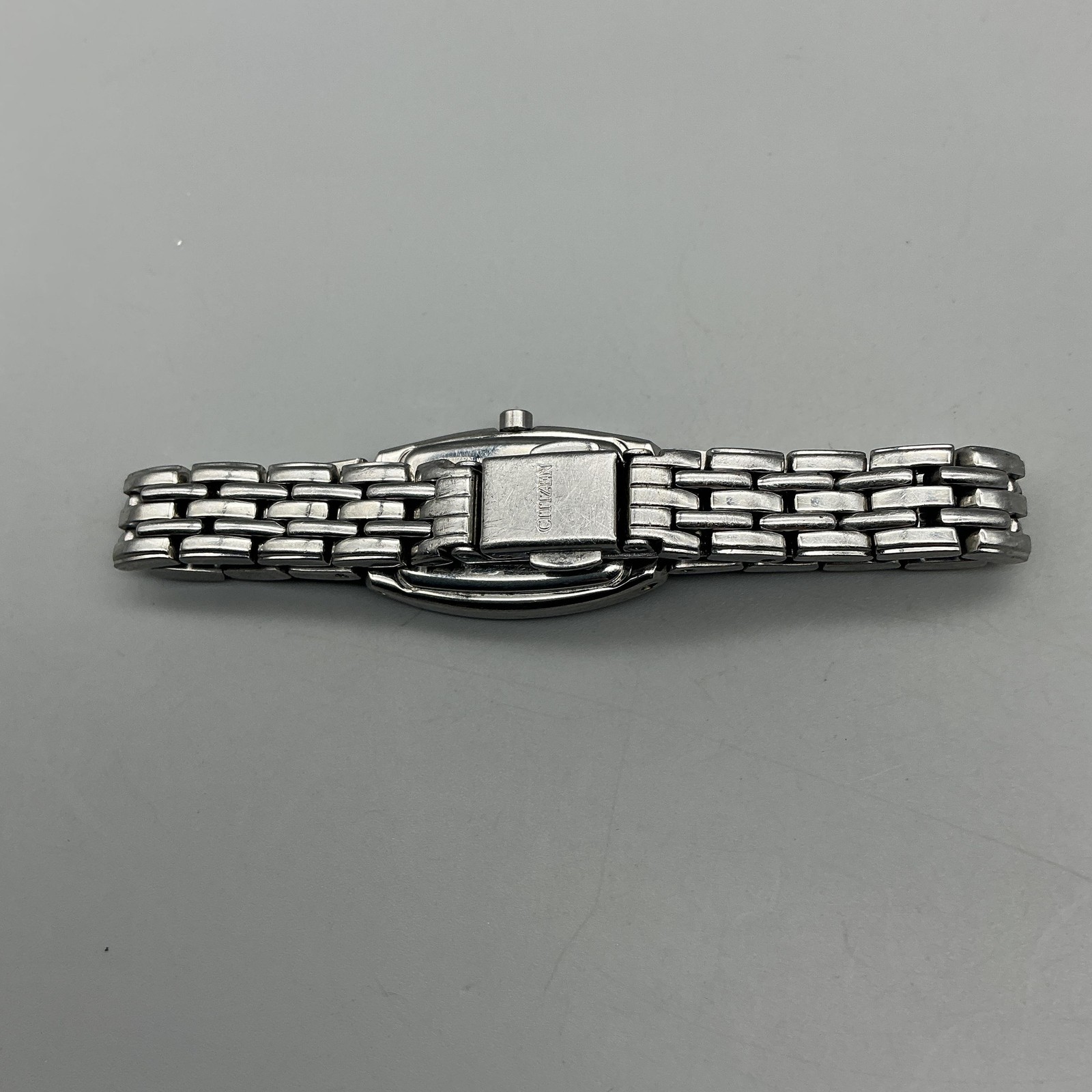 Citizen Eco-Drive Womens Watch 17mm MOP G620-S074711 Crystals Stainless 5.75″