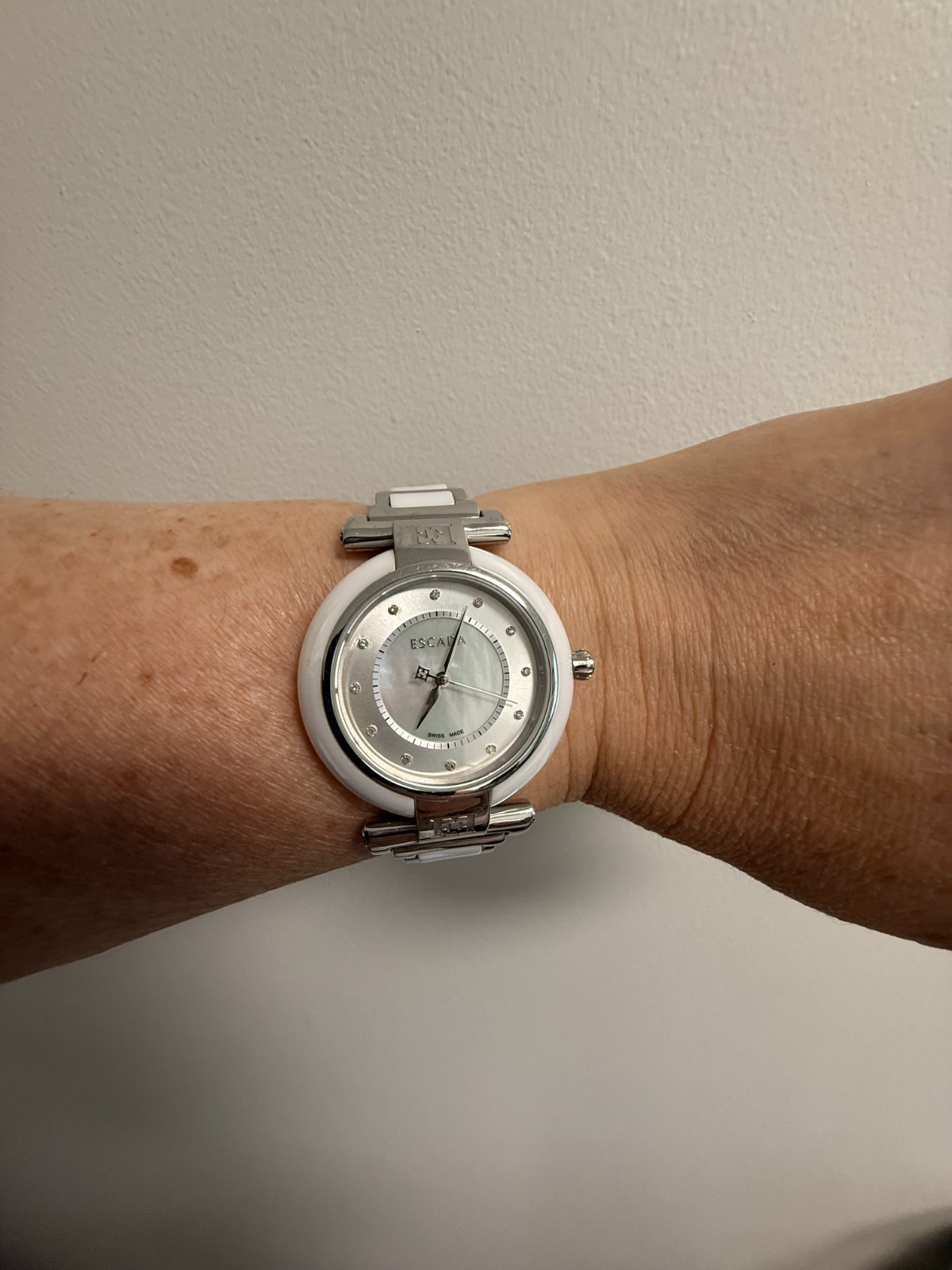 Escada Lauren E2130000 Swiss Made White Ceramic Women’s Watch