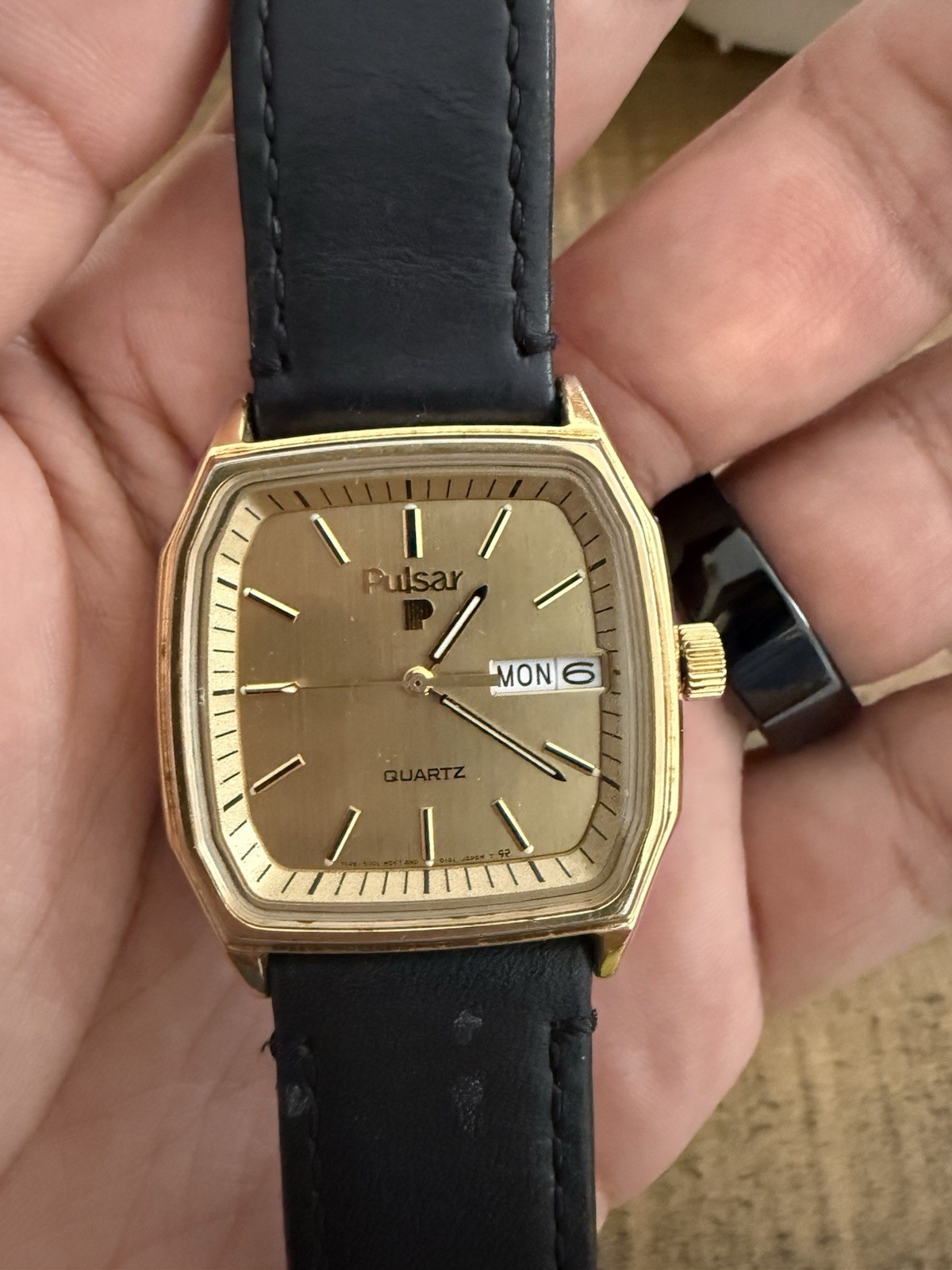 Vintage Pulsar by Seiko Classic 25mm Tank Watch Gold Tone Leather New Battery