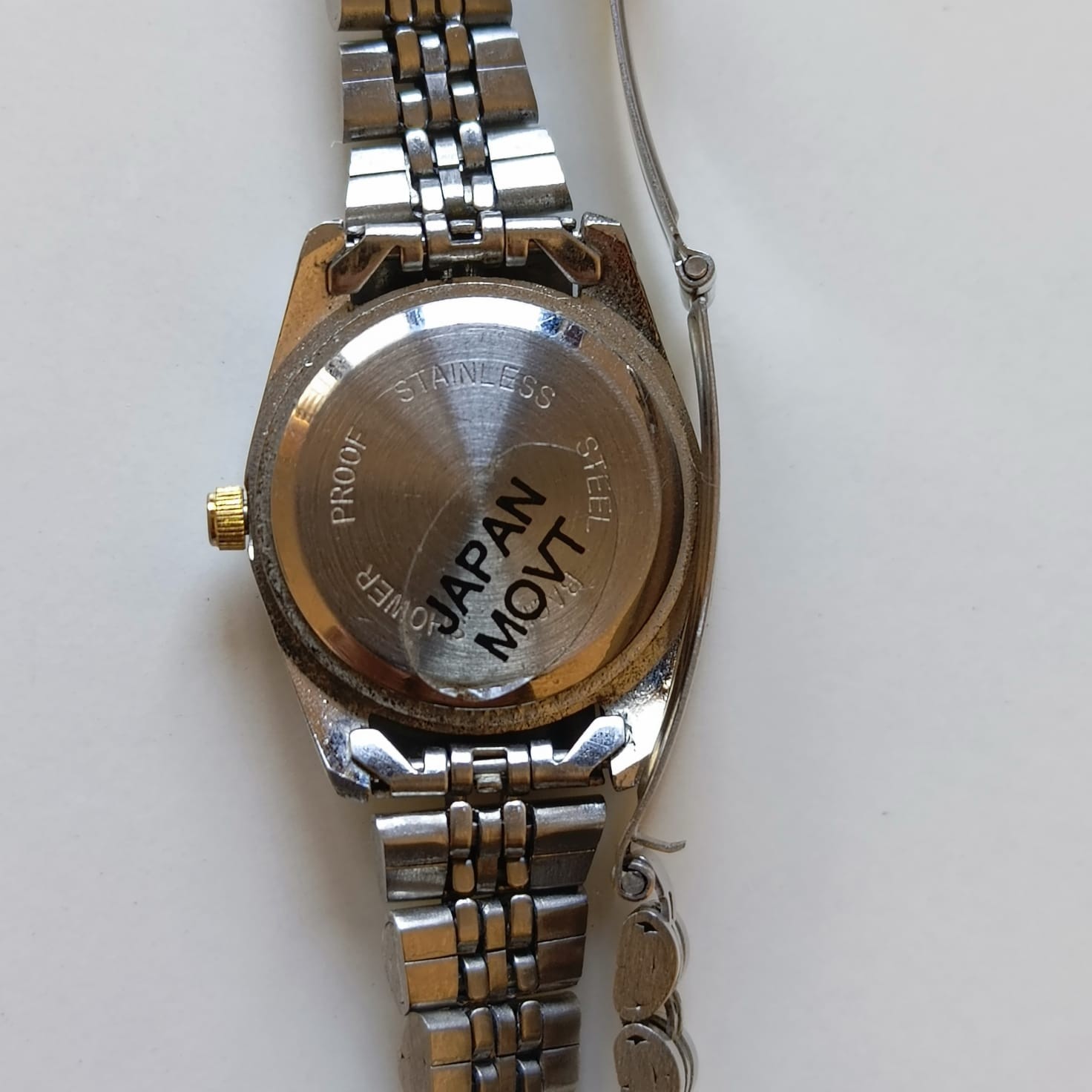 Vintage Vitaroso Women’s Watch Two-Tone Gold Dial Fluted Bezel Japan Movt Classi