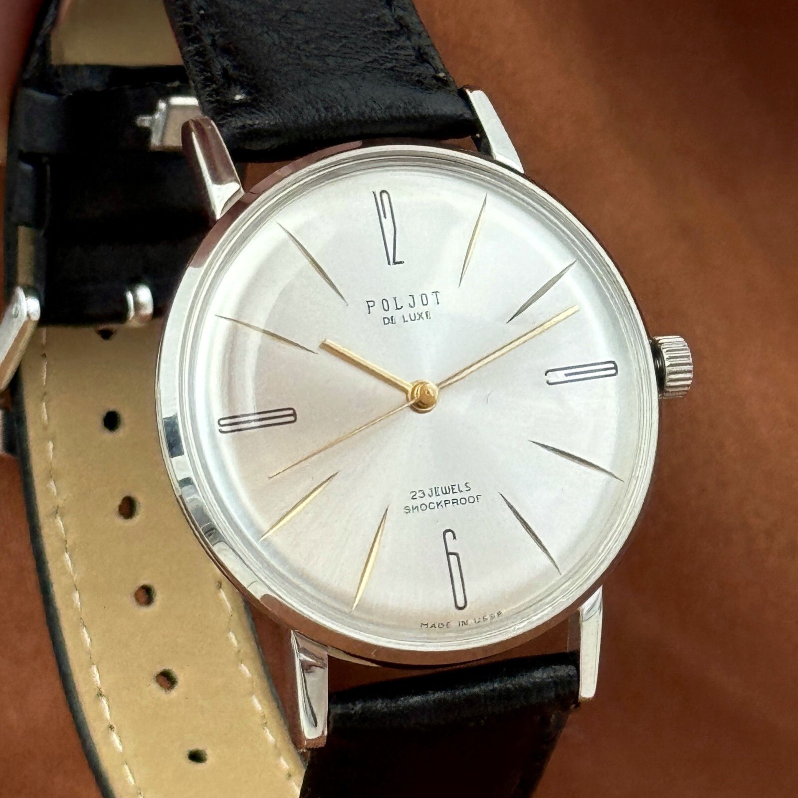 NOS Poljot De LUXE Ultra Slim 23 Jewels 2209 Soviet Vintage Men’s Wristwatch