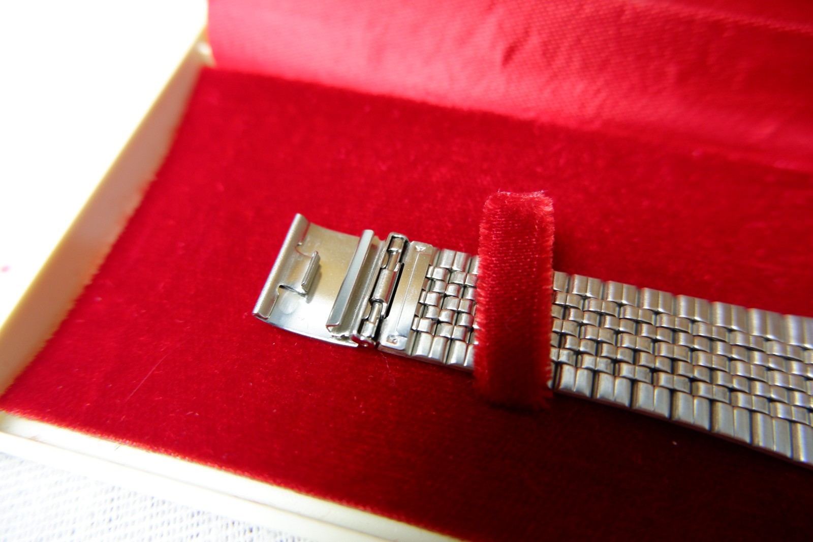 RARE Vintage Casio T-1500 Dictionary Watch [117] Japan NOS