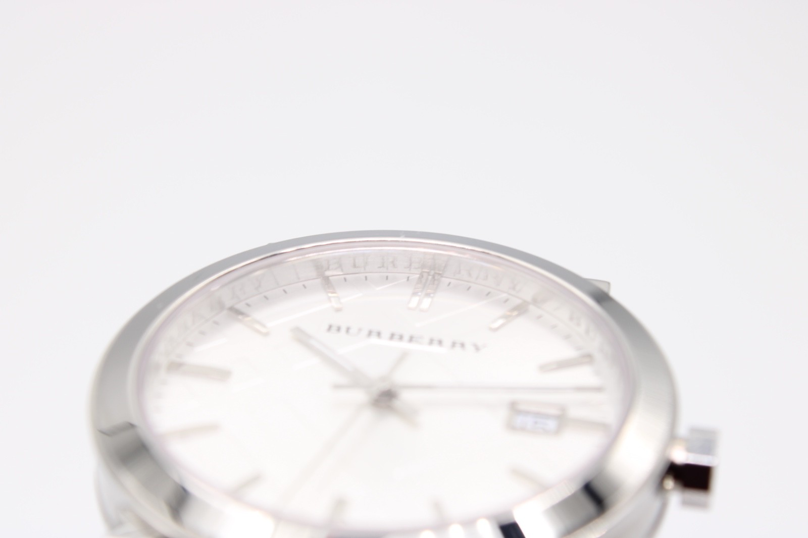 BURBERRY THE CITY Stainless Steel Silver Unisex Watch BU9000