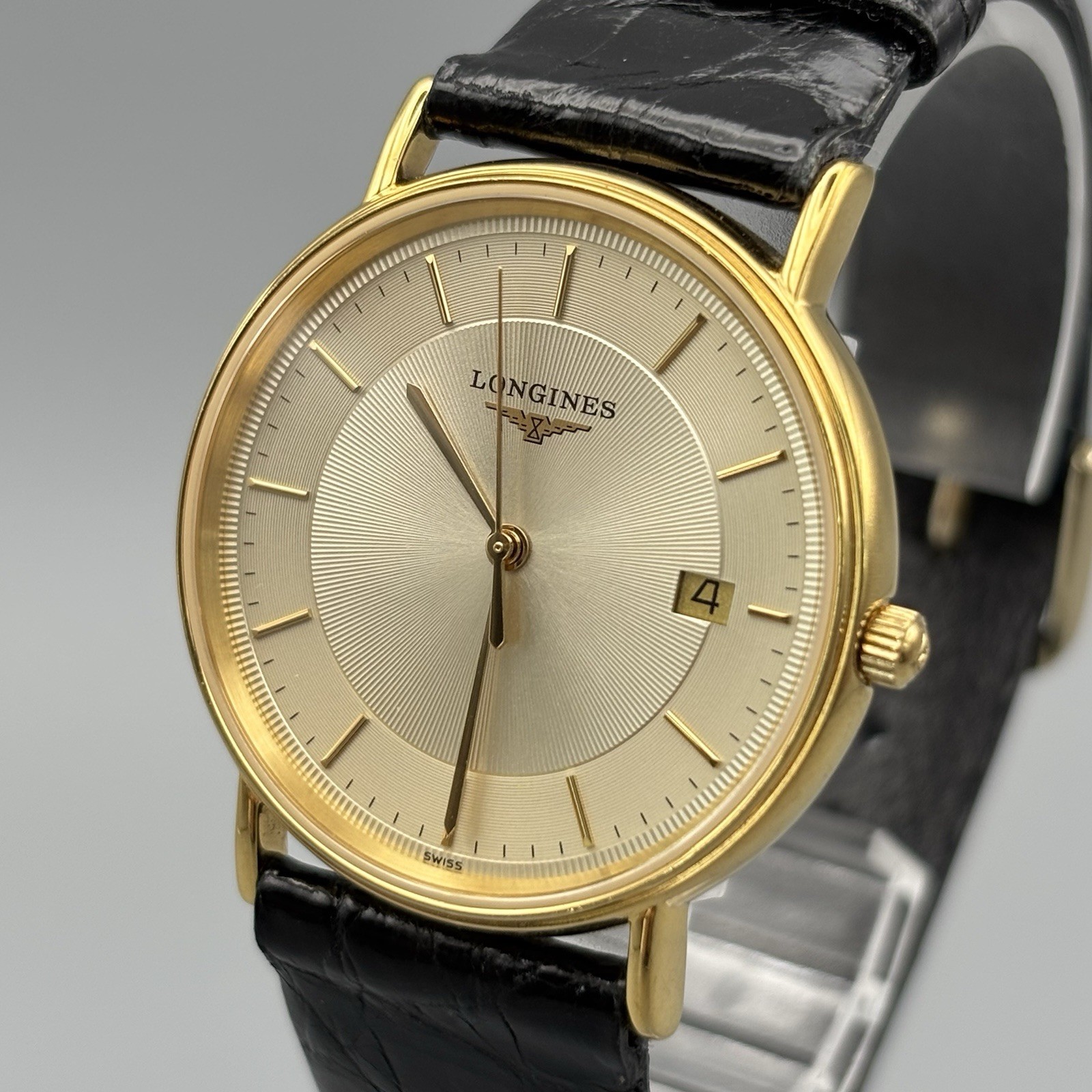 Longines La Grande Classique L4.720.2 Gold Quartz Date Men’s Watch Hand Working