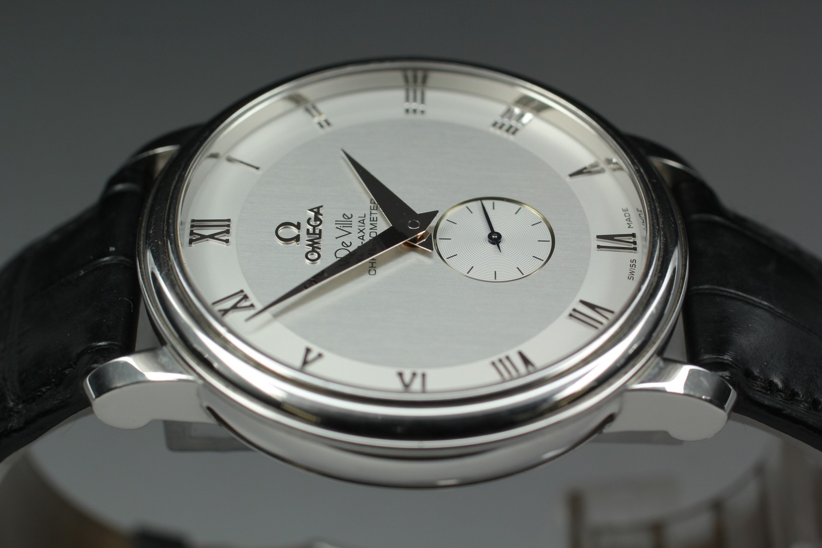 OMEGA DeVille Prestige Co-Axial 4813.30.01 Silver Dial Men’s Watch 39mm JAPAN