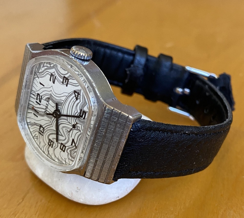 Vintage Pobeda Mechanical Watch USSR 1980 / ZIM Factory