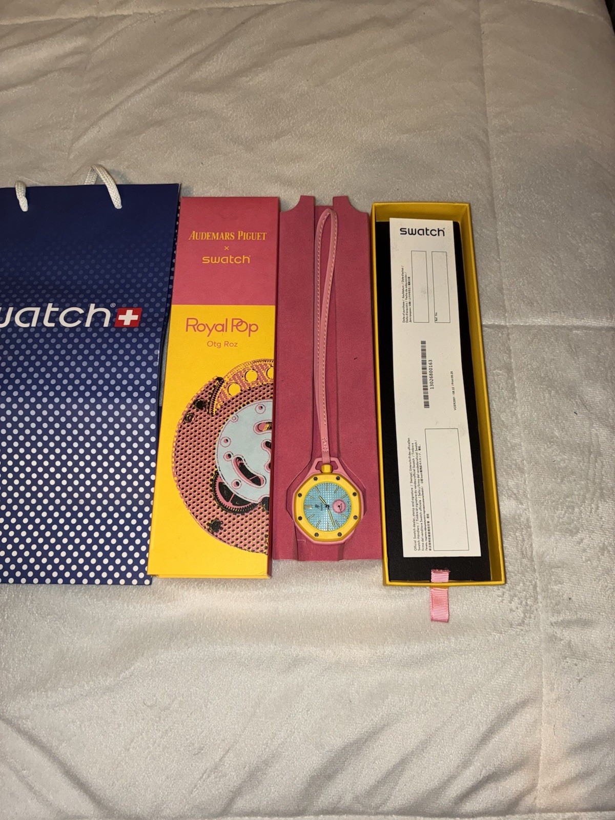 Swatch Royal Pop Otg Roz Quartz Analog 41mm Pink Leather Strap Box