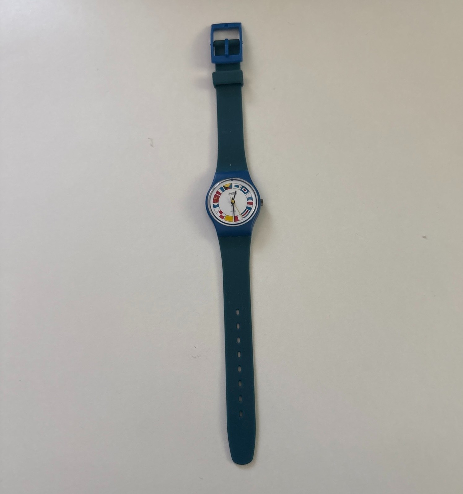 Vintage 1984 Swatch Lady 12 Flags LS101 25mm Nautical Watch Blue Rare