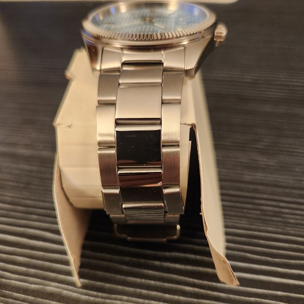 Casio mens Silver Tone Stainless Steel Watch, 38.5mm