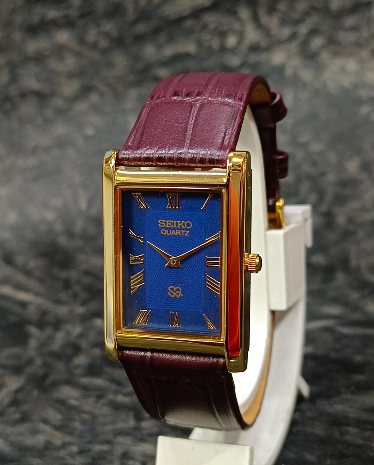 Vintage Seiko Quartz Tank Watch, Seiko Slim Blue Dial