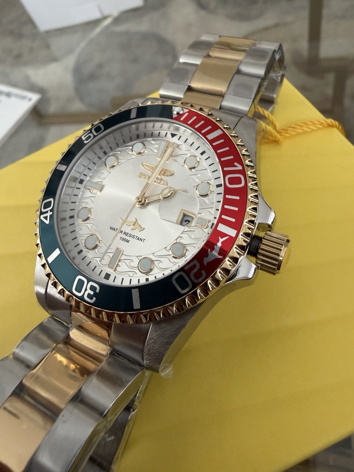 New Men’s Invicta Pro diver Two Tone Current Wave Watch 43mm