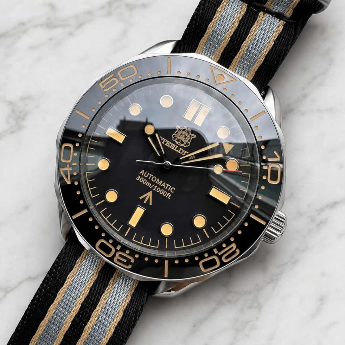 Men’s Stainless Diver Watch Black Orange Dial Luminous 300M Waterproof Steeldive