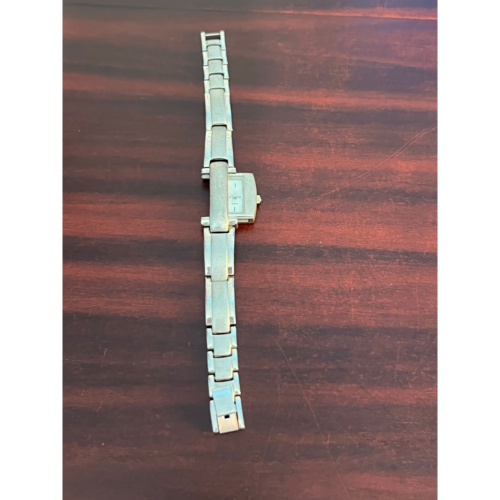 VTG Quartz Slide Out Wristwatch Silver Tone China Non Tested
