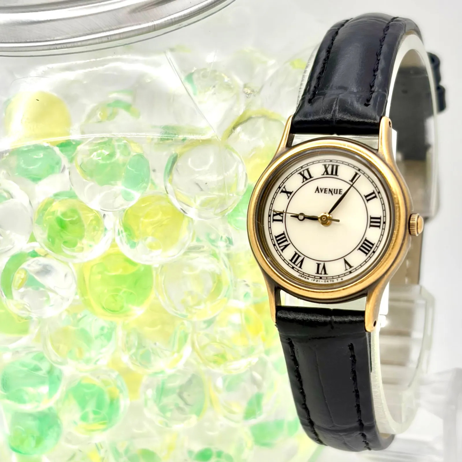 [Excellent Condition/New Battery] SEIKO AVENUE Ladies’ Watch, Gold, Roman Nu