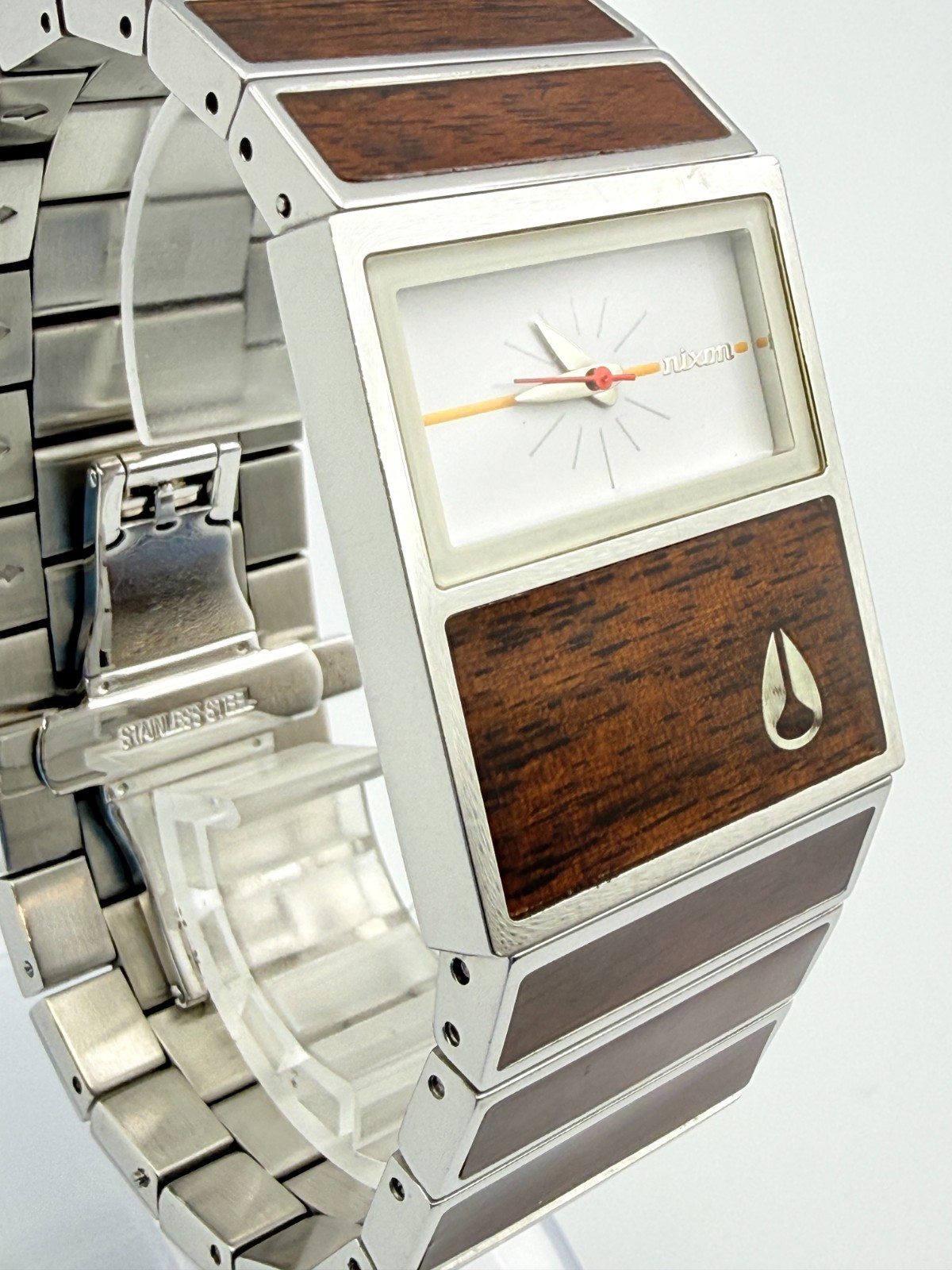 Nixon The Chalet Wood Panel Quartz Watch Wrist 18cm (7.1in) – Rank B