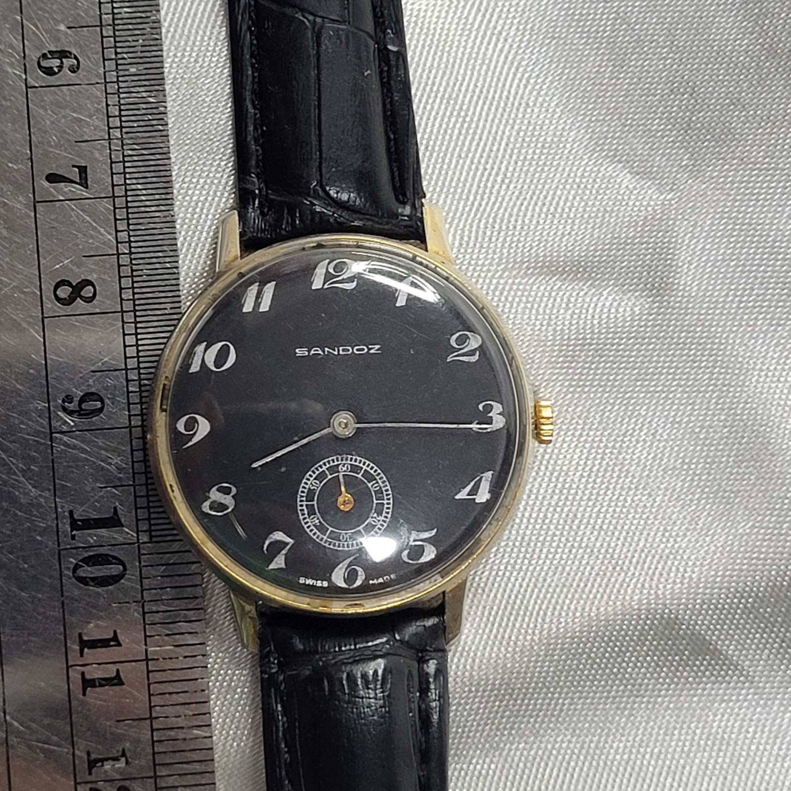 Vintage Sandoz 567Y-72 Sub Second Manual Wind Black Dial 33mm Men Watch Swiss