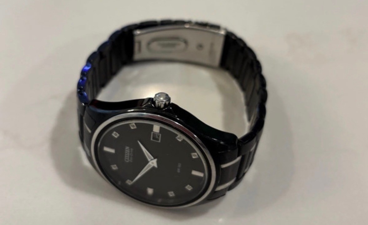 Citizen Eco-Drive Men’s Black Dial Quartz Watch Black Bracelet Date WR100