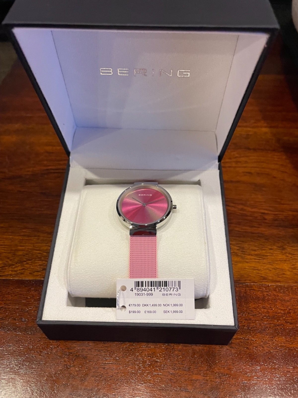 Bering Classic Aurora (Model 19031-999) Pink Women’s Watch the Classic Auro