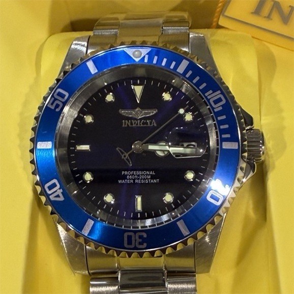 Invicta Pro Diver Men’s Quartz Diver Watch Blue Dial Blue Bezel 200m SS Box