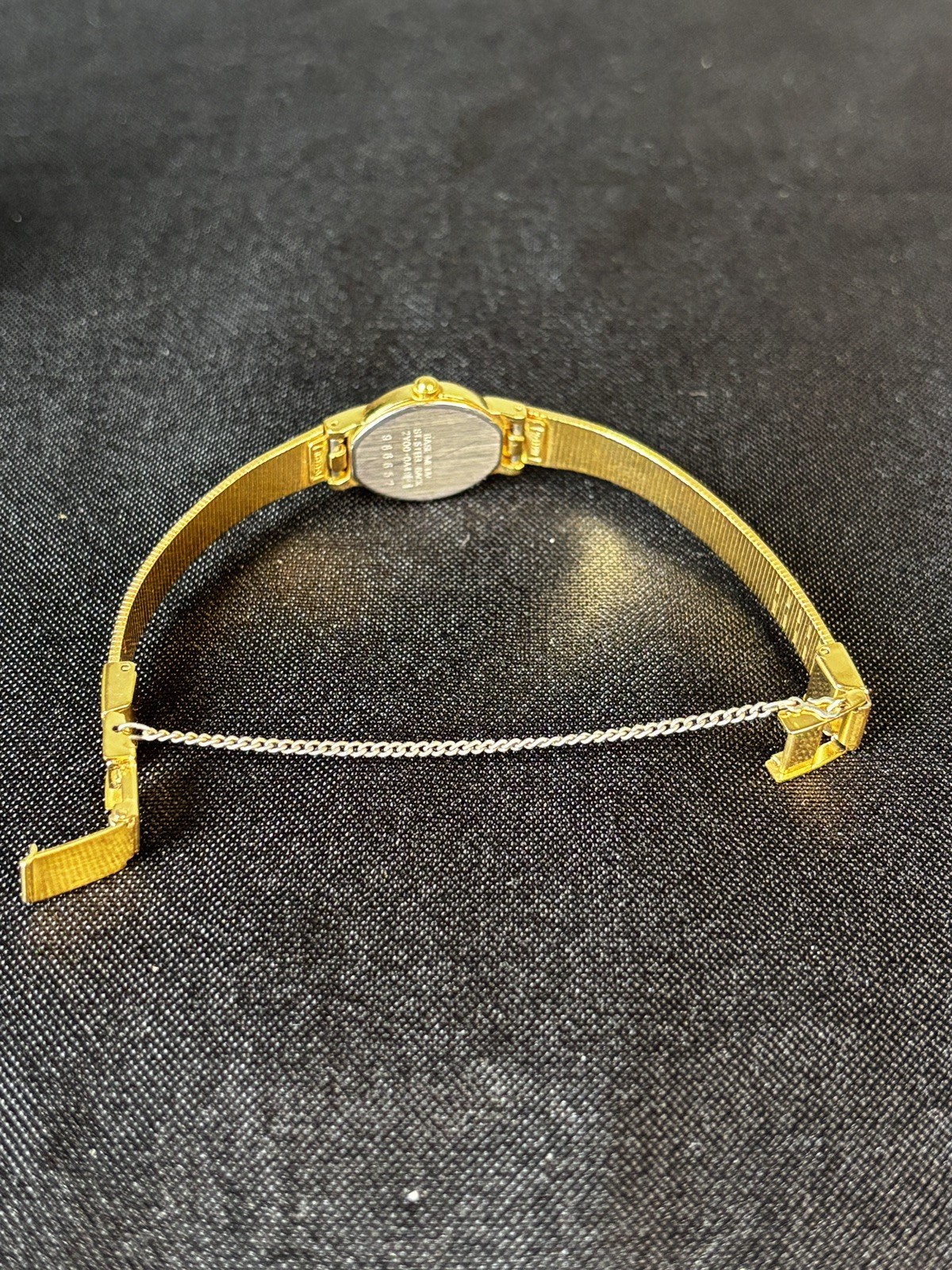 Vintage Seiko Quartz 16 MM Watch 2Y00-0A49 Women Gold Tone Analog 5.5″ Wrist
