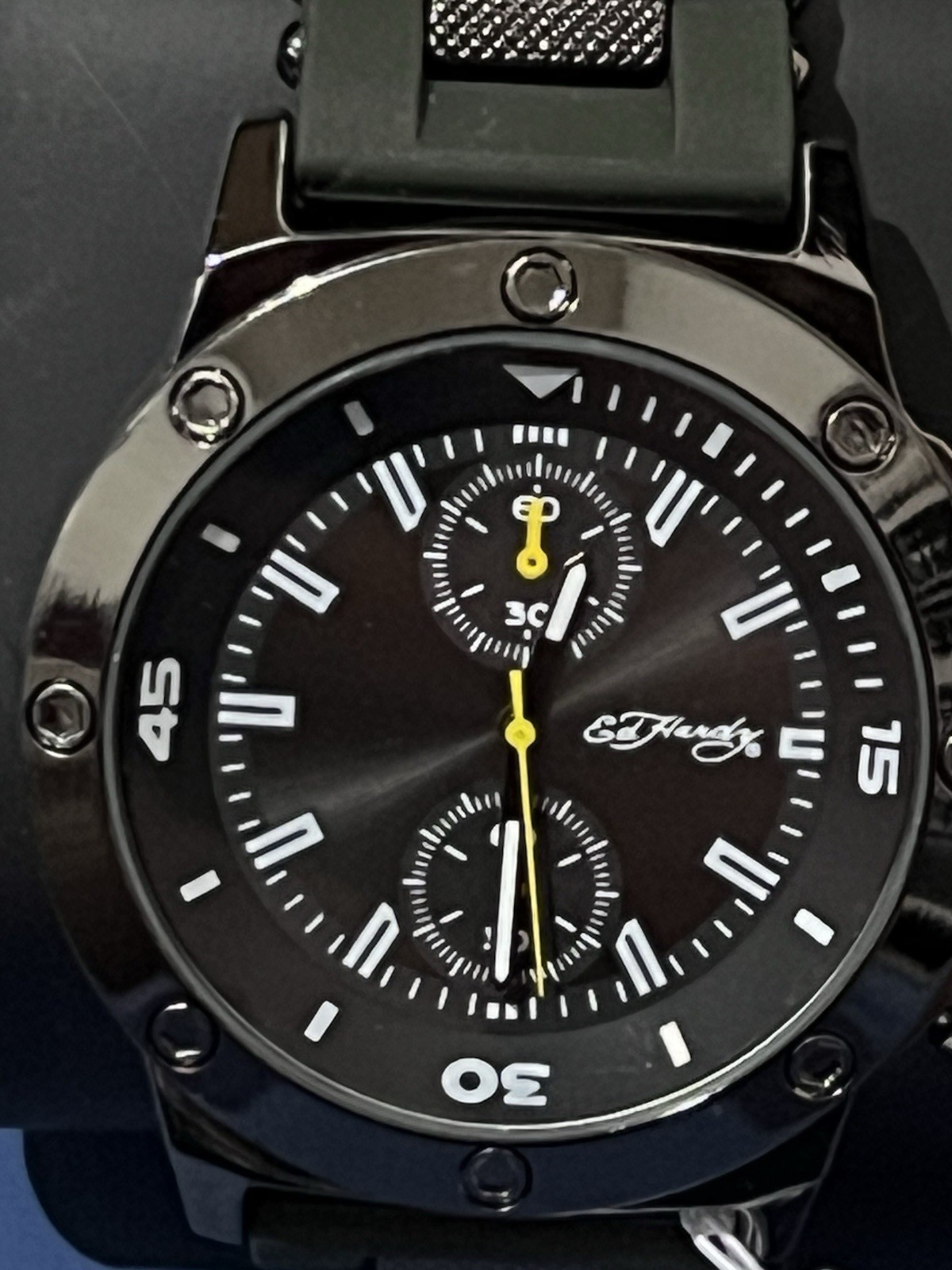 Ed Hardy Quartz Chronograph Watch Black Dial Black Case Rubber Strap Box/Manual