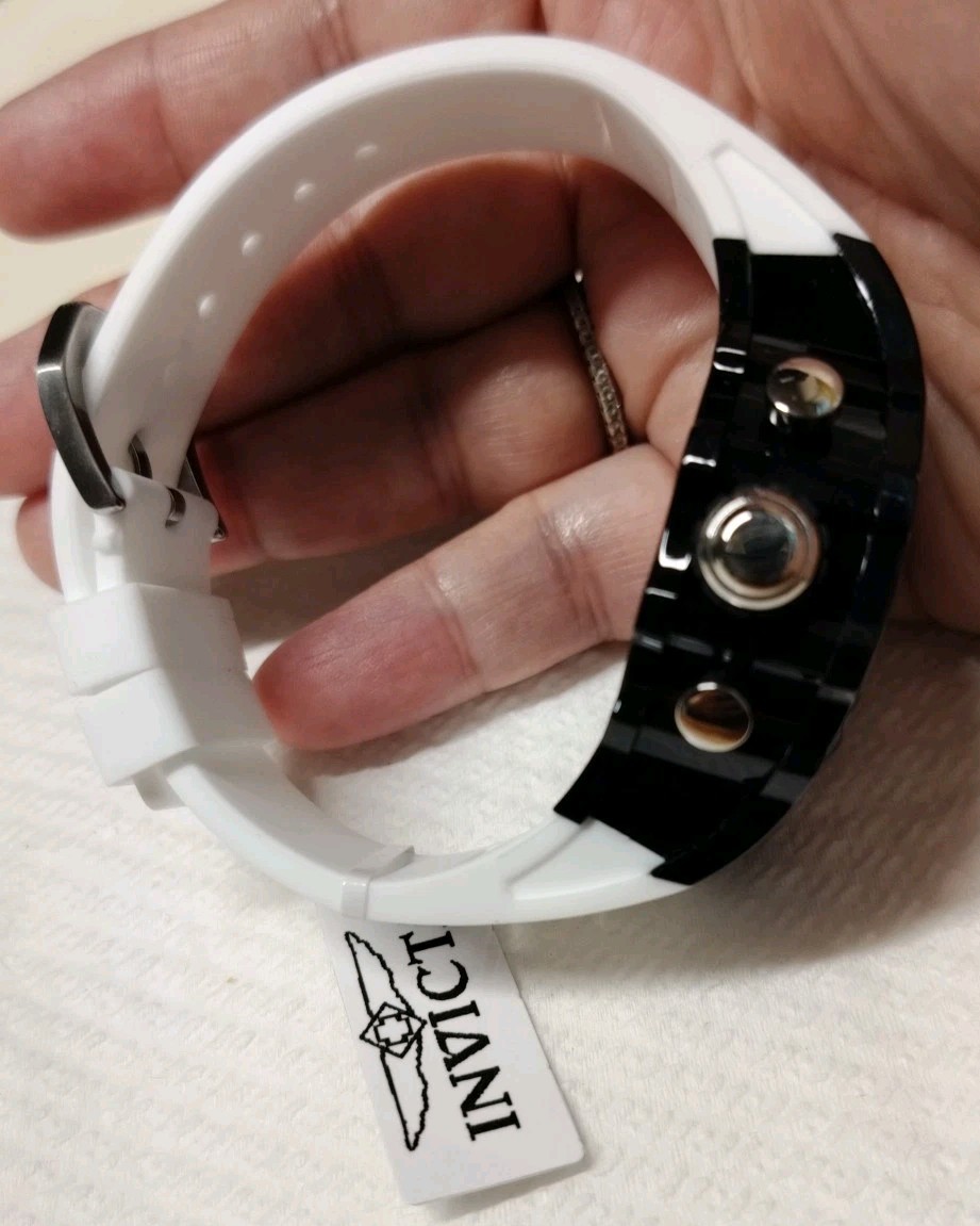 $279 Invicta Racing Vaulthan Men Black White 44mm Quartz Watch 69675 New In Box