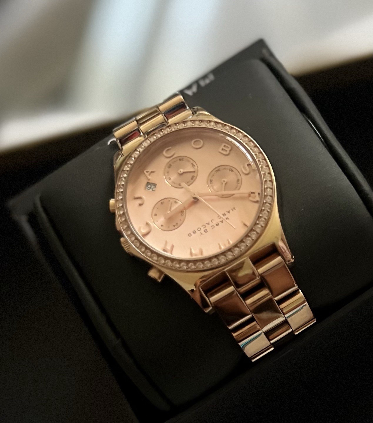 Marc by Marc Jacobs MBM3307 Rose Gold Quartz Watch Crystal Bezel Date Box