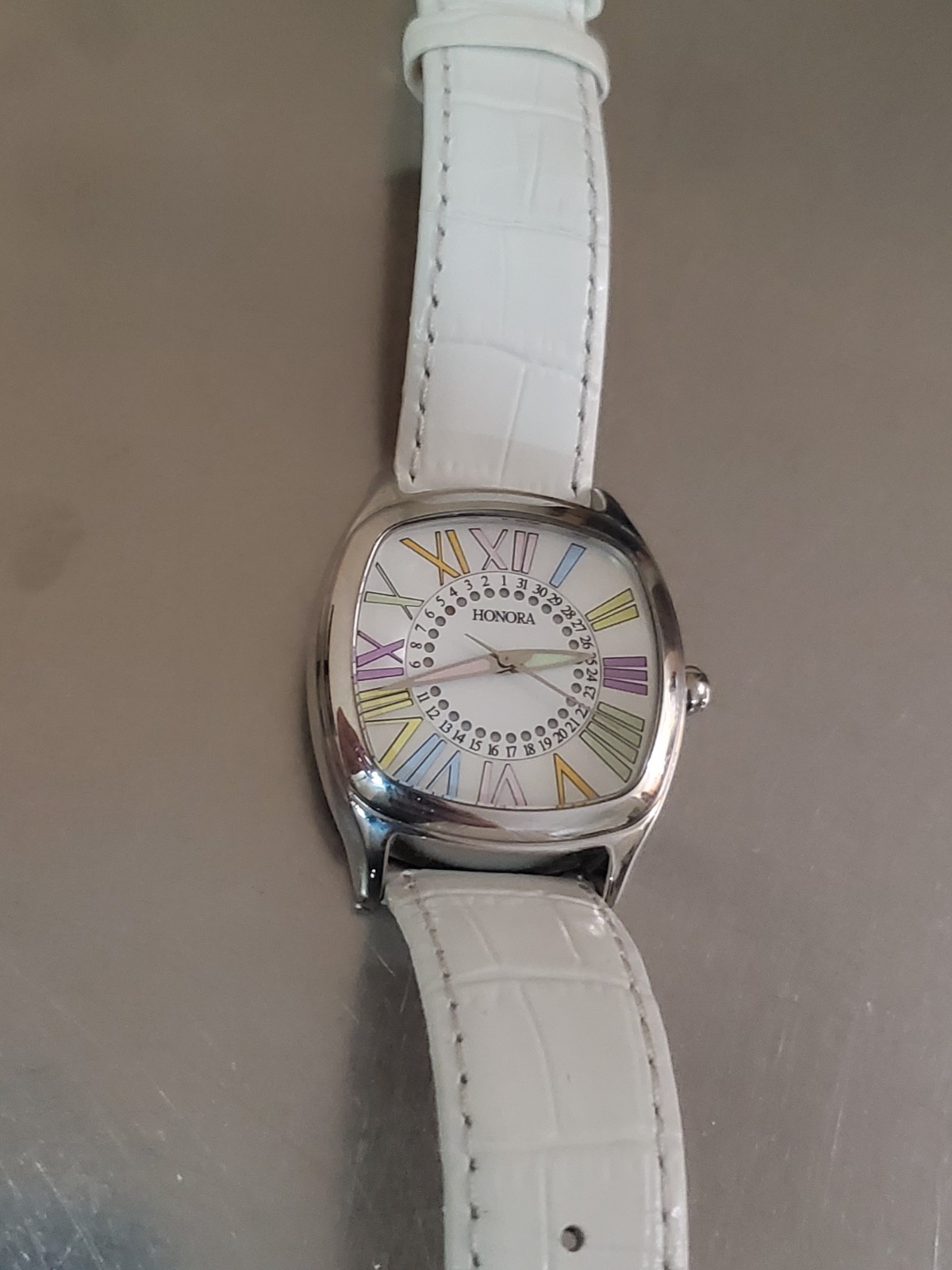 HONORA Women’s Watch Analog Quartz Date Multicolor Indices White Leather 36 mm
