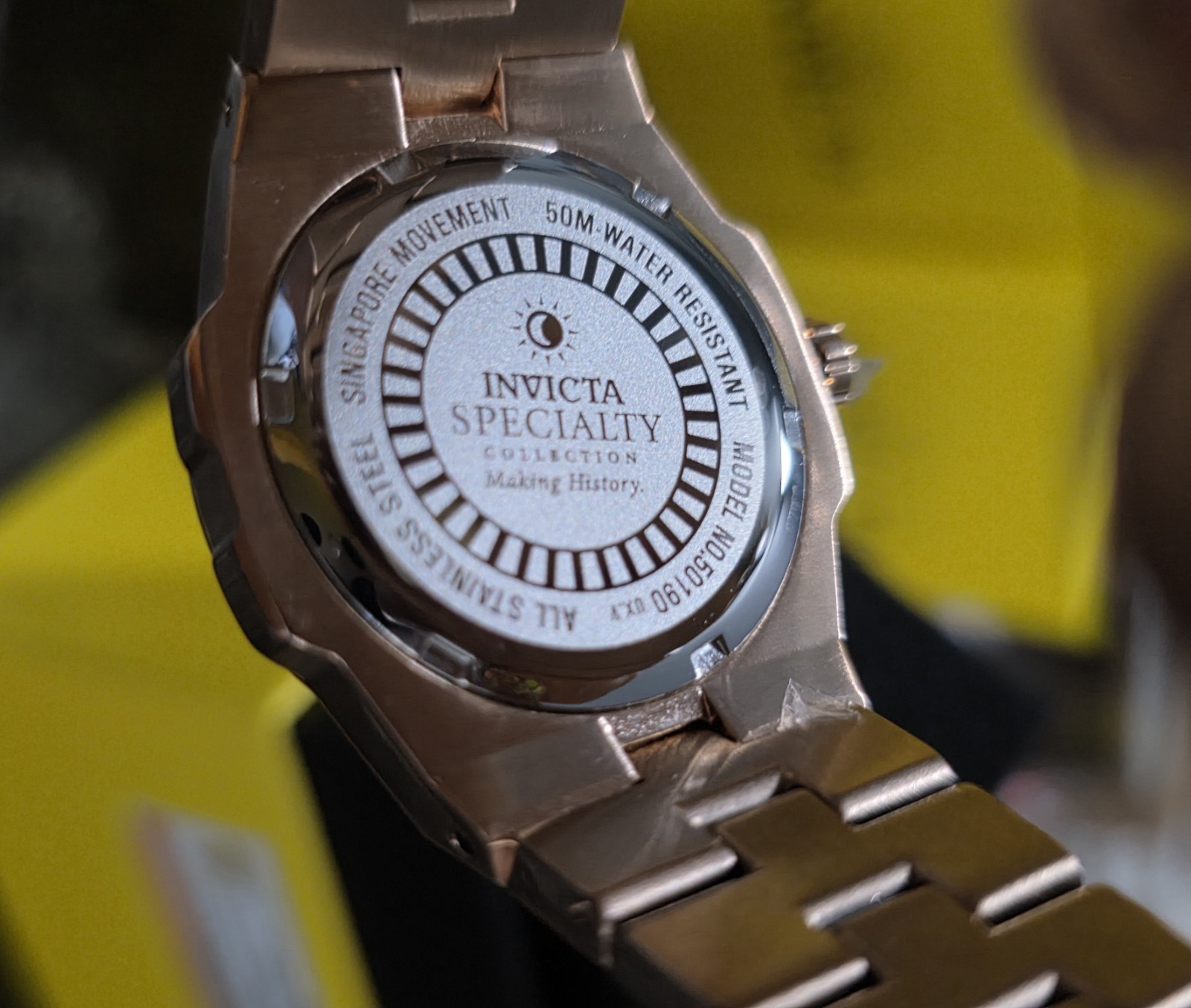 Invicta Women’s Specialty Quartz Rose Gold Crystal Bezel Bracelet 30mm 50m (35)