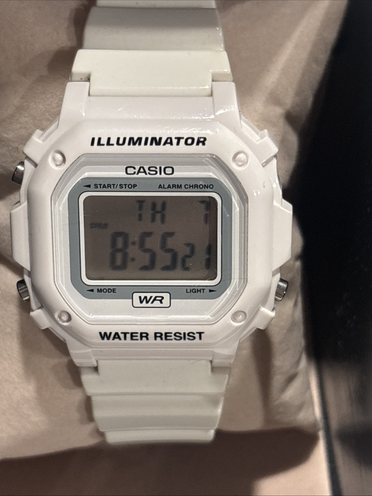 Casio Illuminator F-108WHC Watch Men 43mm White Alarm Chrono Digital. Works.