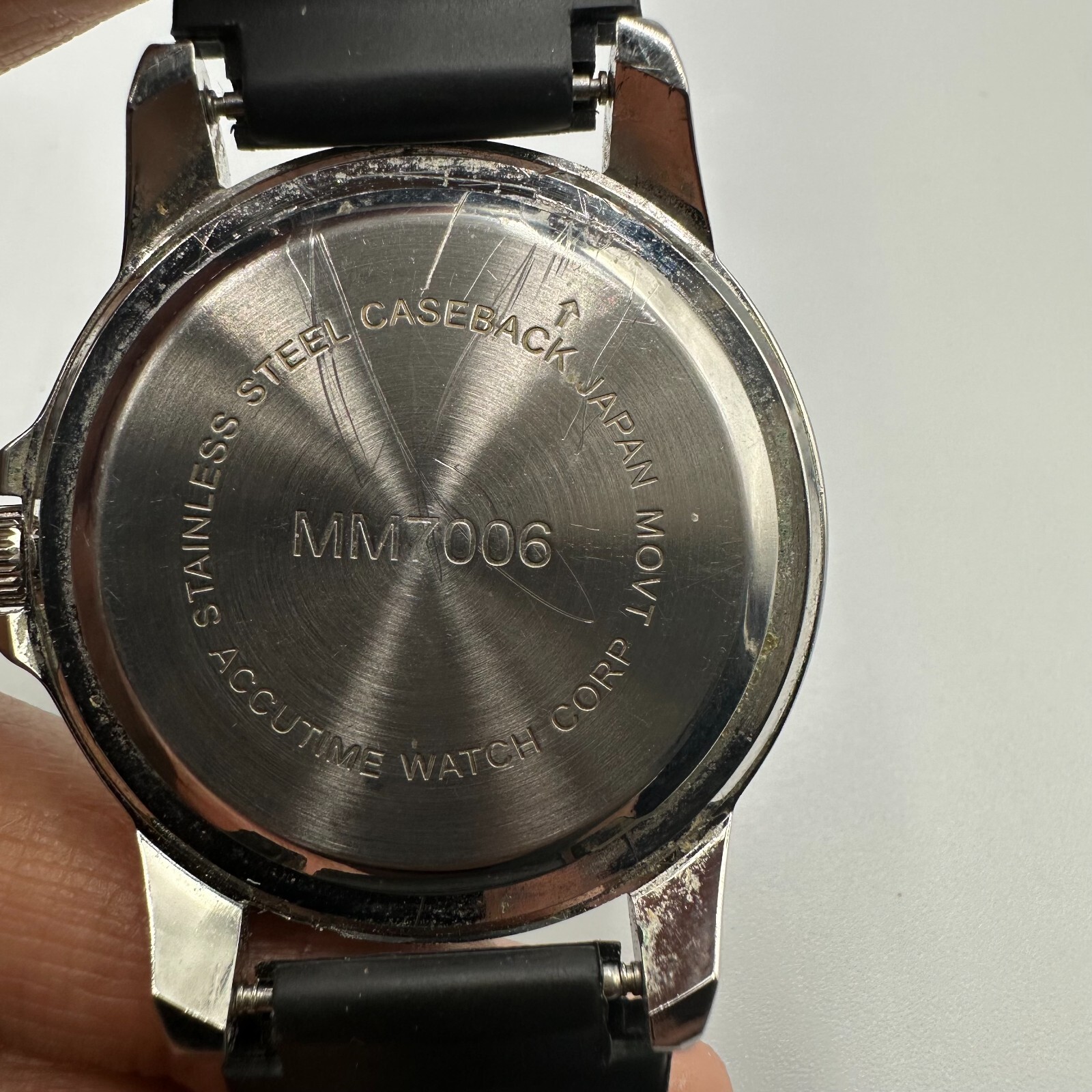 Massini Watch Women Silver Tone Round Case Black Silicone Band New Battery 9″