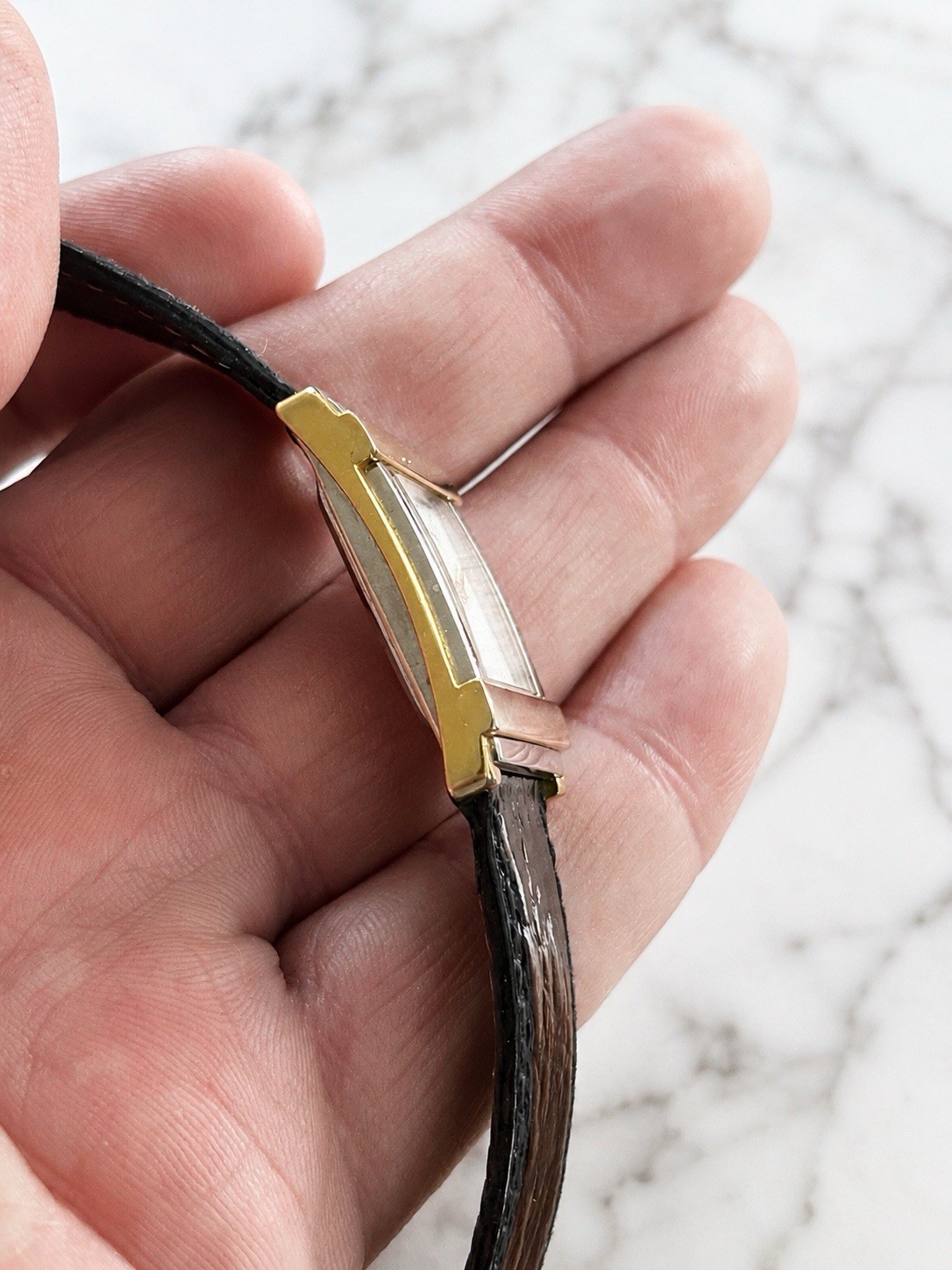 😍 RUNS GREAT! NRMT Vintage 1980s Swiss WITTNAUER LONGINES Quartz Tank Watch 😍