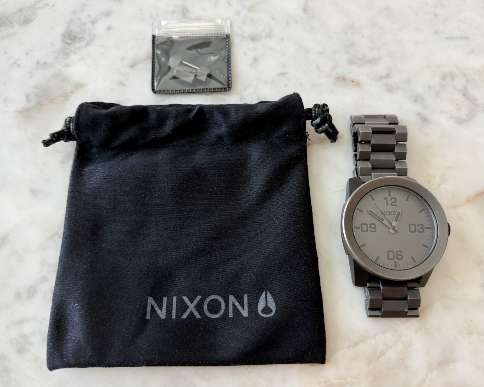 Nixon Corporal Quartz 48mm Gunmetal Gray Wristwatch Stainless Steel Bracelet