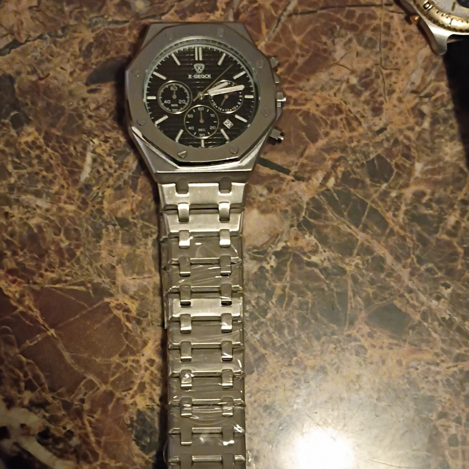 X-GEACK Men’s Quartz Chronograph Date Octagon Watch Silver Bracelet Black Dial