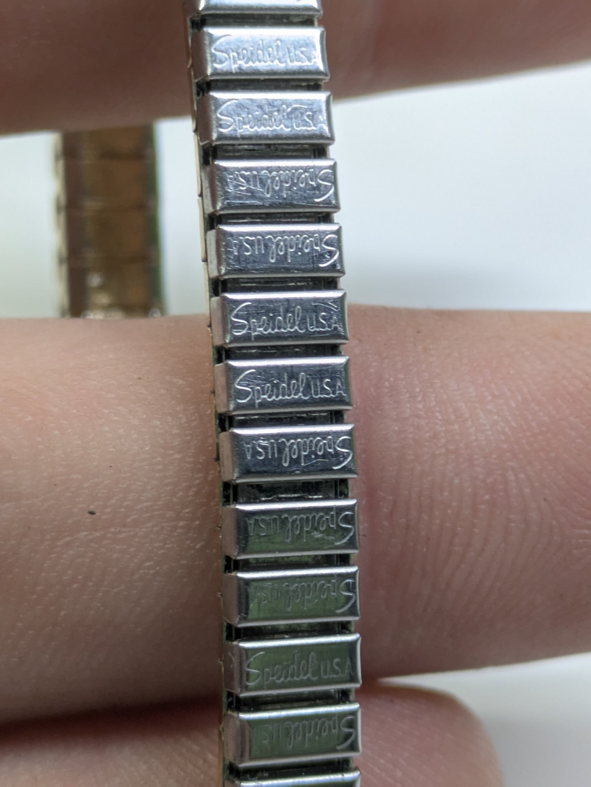 Ladies Vintage Pulsar Watch 16mm Gold Tone V401-5000 Expansion Band – Serviced