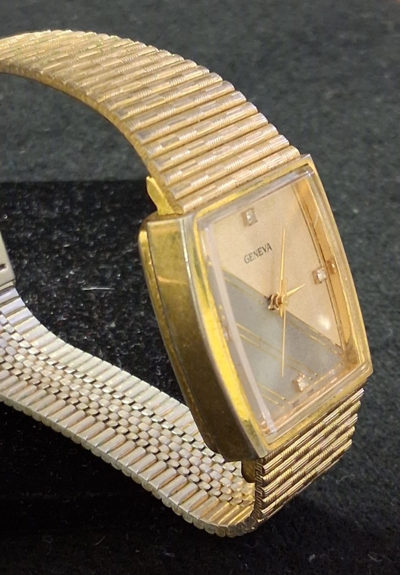 VINTAGE GENEVA RECTANGULAR DRESS WRISTWATCH GEOMETRIC ASYMMETRICAL DIAL WATCH