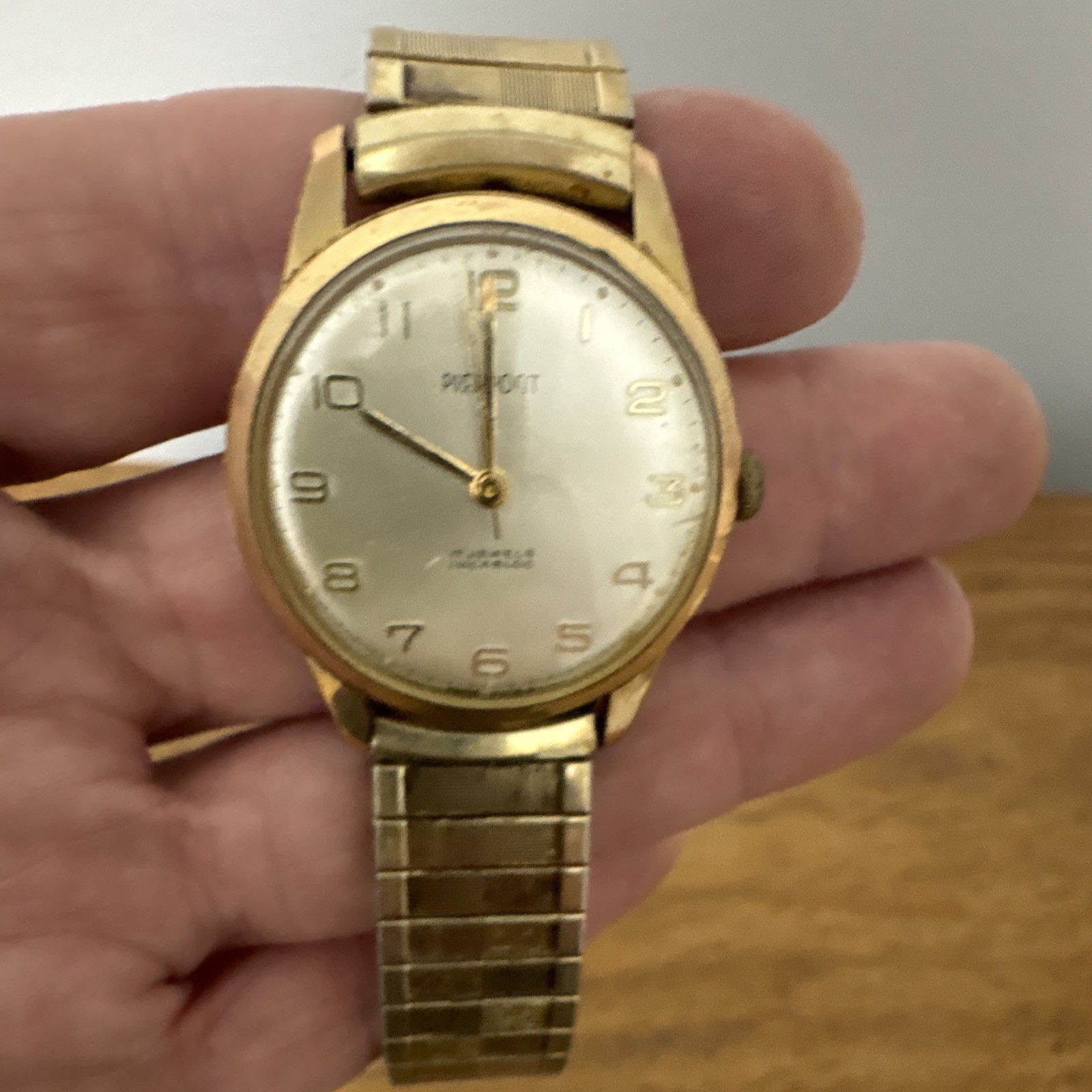 Pierpont 17 Jewels Incabloc Manual Wind Vintage Watch Gold Tone Silver Dial