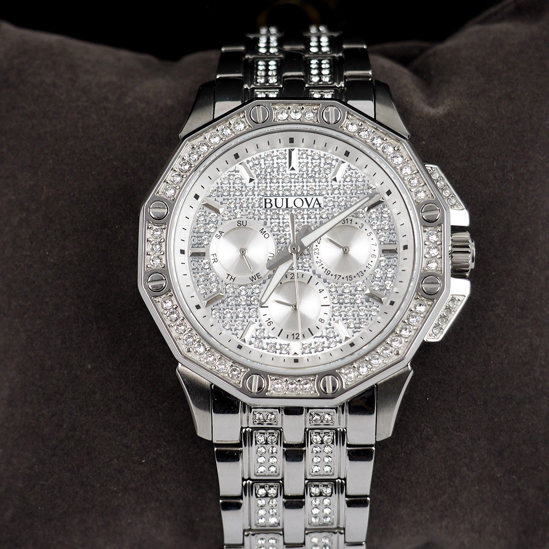 Bulova Octava Crystal 96C134 Silver-Tone Steel Strap Men’s Quartz Watch 41.5 mm