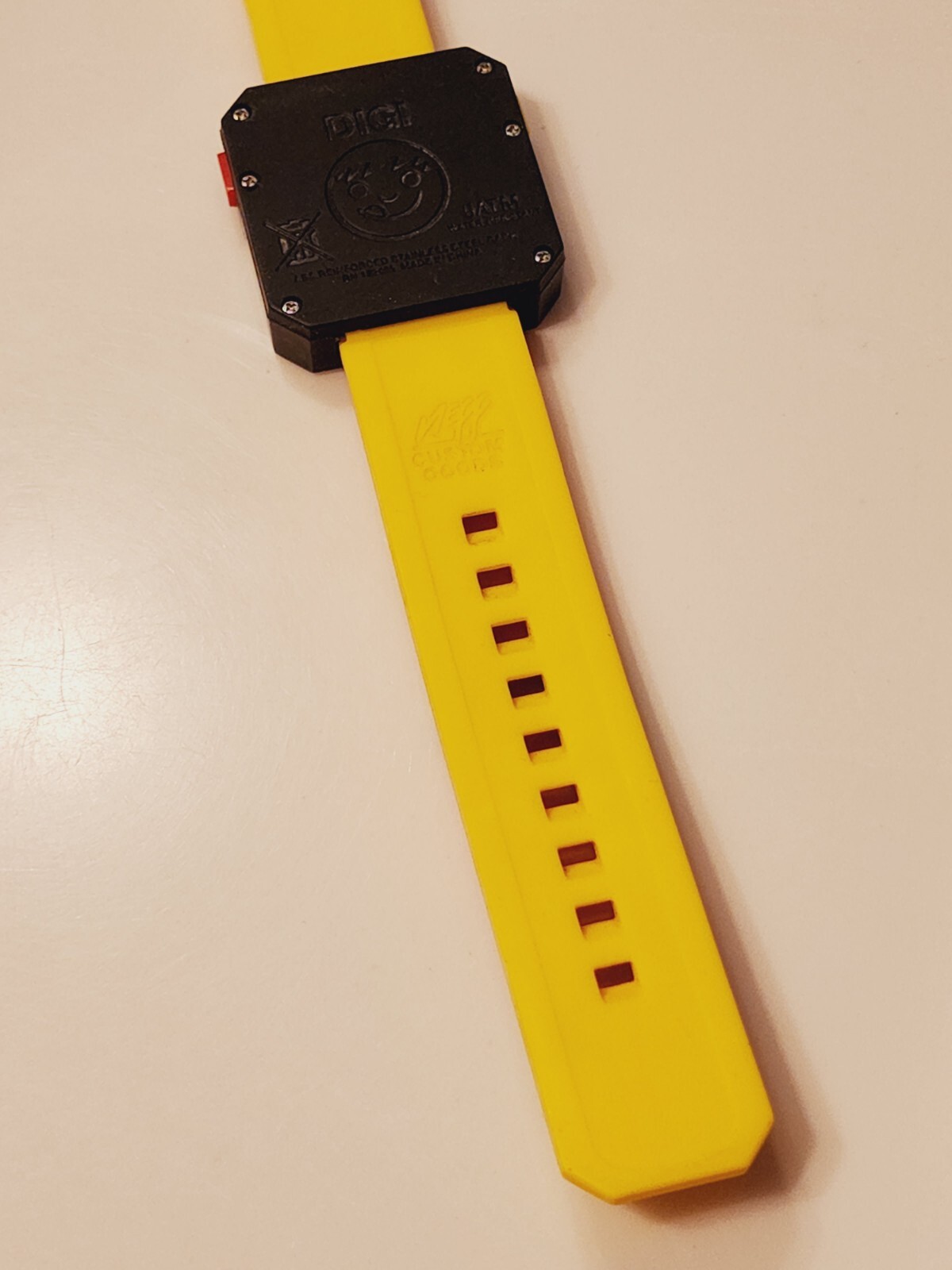2 Neff Watches. DAILY ( Black/White ) & DIGI ( Multicolor ) BOTH RUNNING