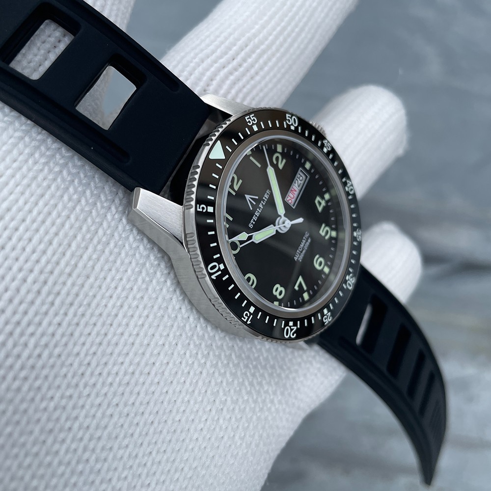 Steeldive Steelflier SF787, Pilot, NH36, Sapphire, Lume, Diver, Diving, Rubber